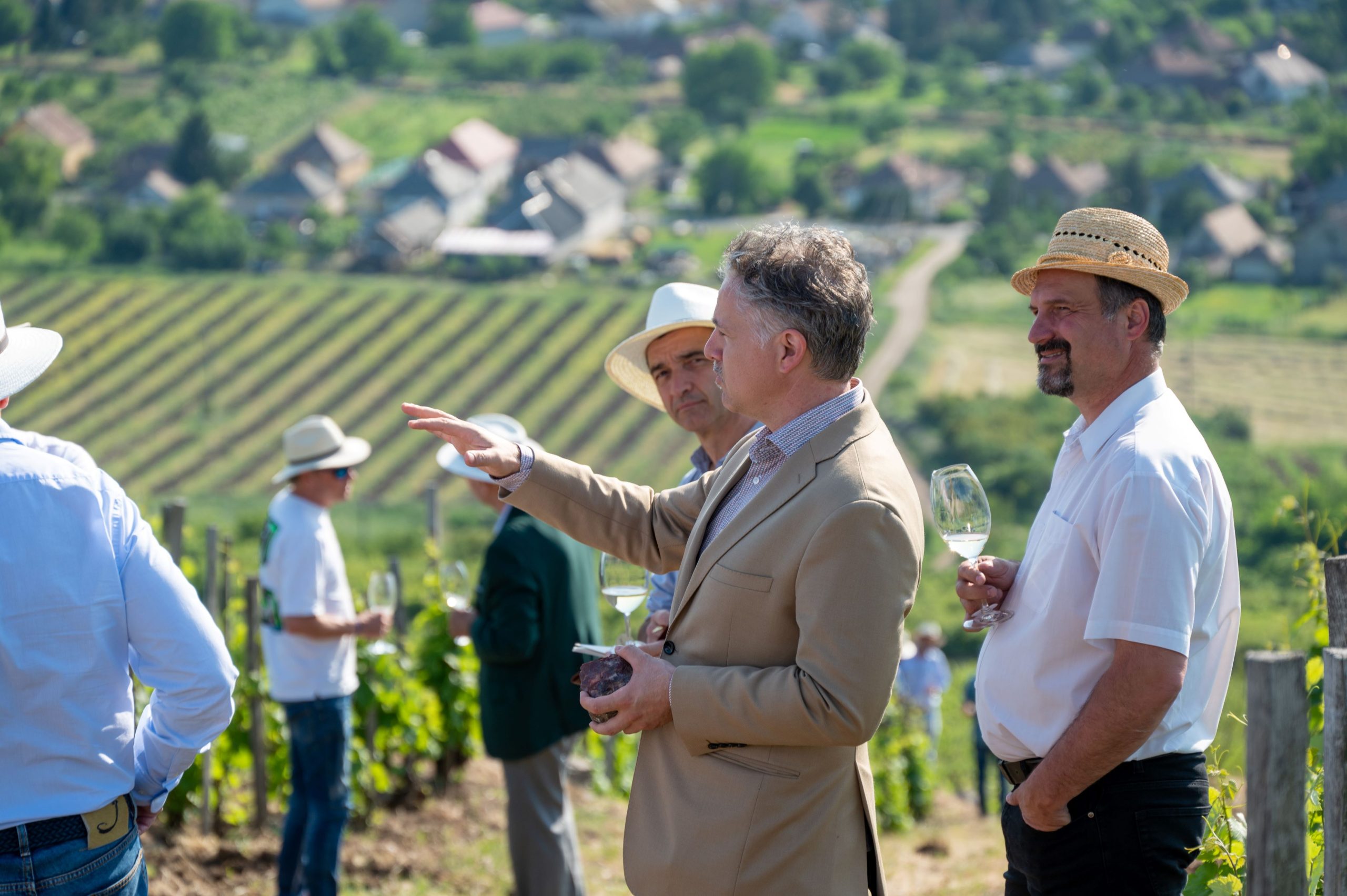 kindl_rC3B3bert_and_the_company-kisebb