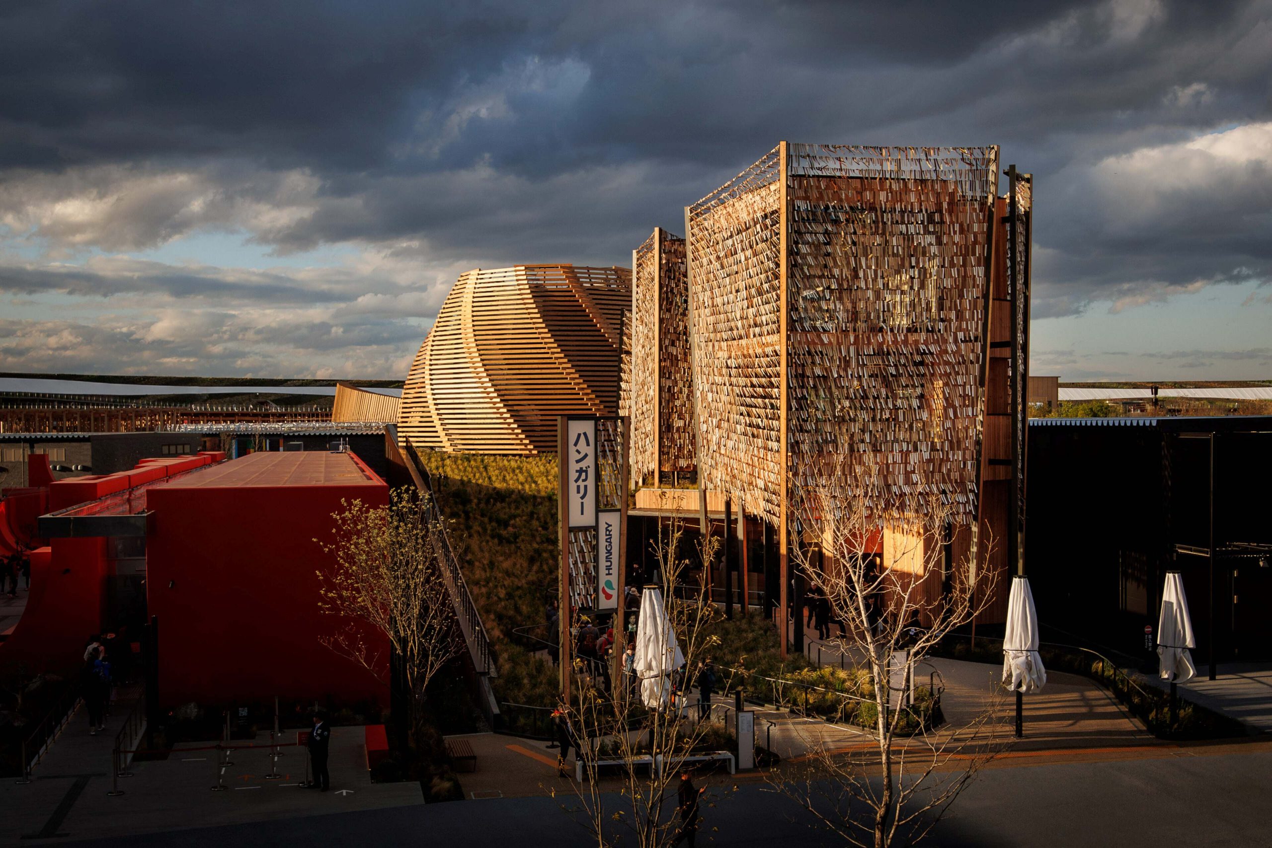 expo2025-hungary-magyar-pavilon-kepvalogatas-expo-hun-2025-exterior-01-scaled-1